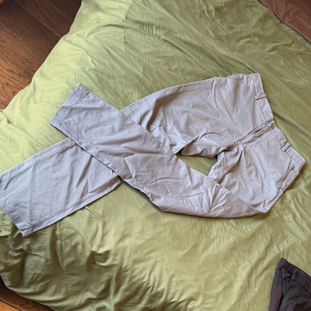 lululemon athletica Men's Khaki Straight-Leg Pants - Light blue/grey